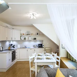 Modern Charvatova Praga